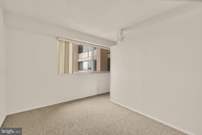 Building Photo - 4515 Willard Ave