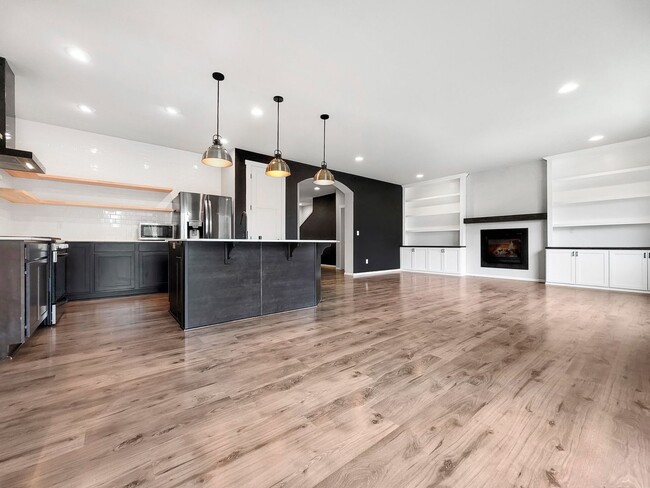 Building Photo - Newly built home with major upgrades in Br...