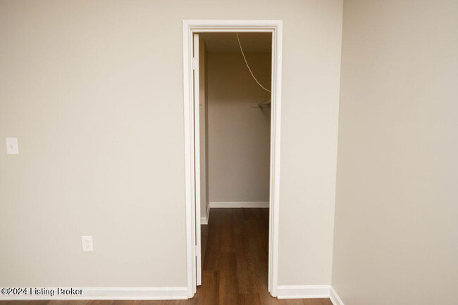 Building Photo - 4303 Landside Dr