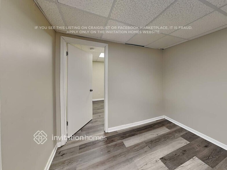 Building Photo - 5700 80th Ave N