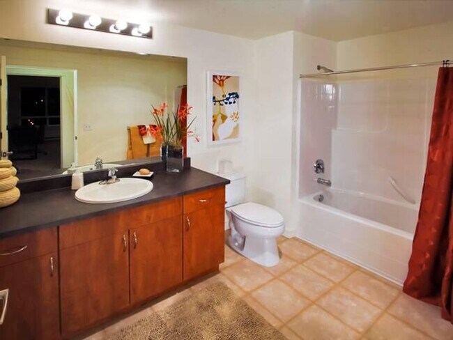 Building Photo - 10410 NE 2nd St