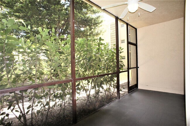 Building Photo - 8401 SW 107th Ave