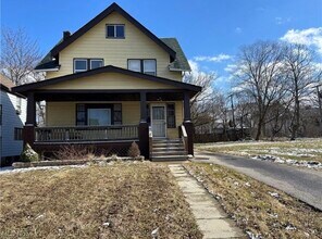 Building Photo - E 119th