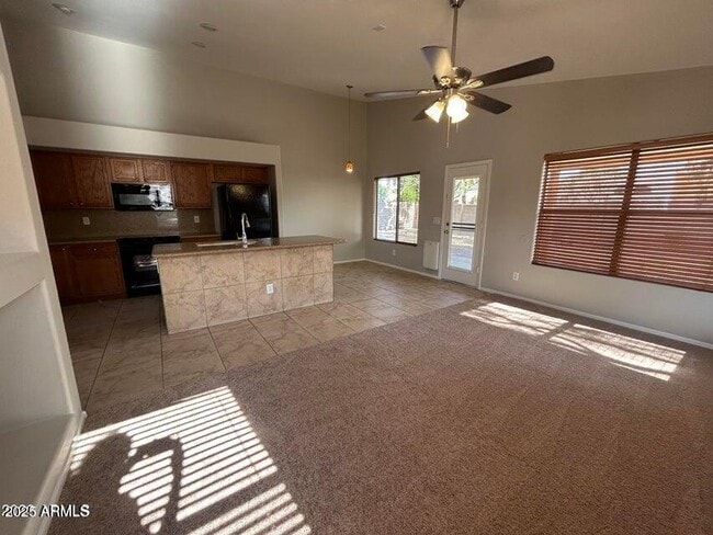 Building Photo - 2352 E Kesler Ln