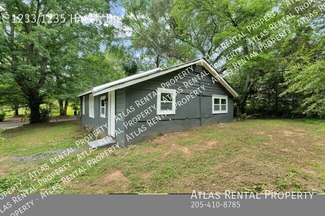 Building Photo - 1233/1235 Haven Dr-