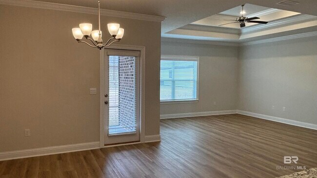 Building Photo - 452 Parkerman Ave