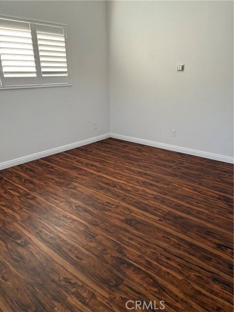 Building Photo - 1656 Bay View Ave