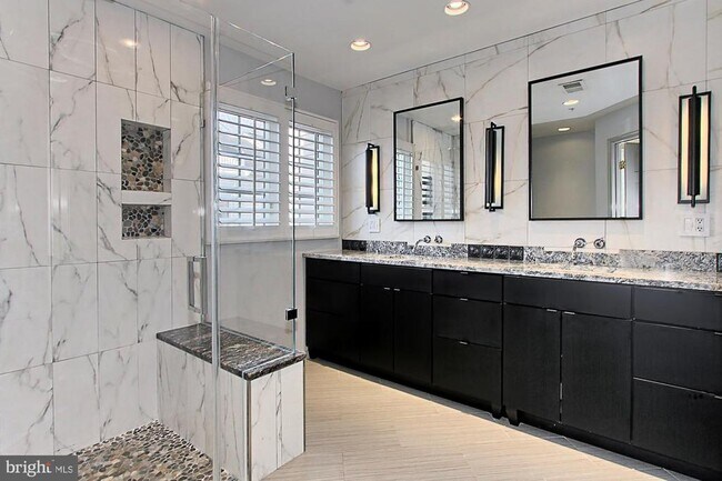 Building Photo - 5120 Grimm Dr