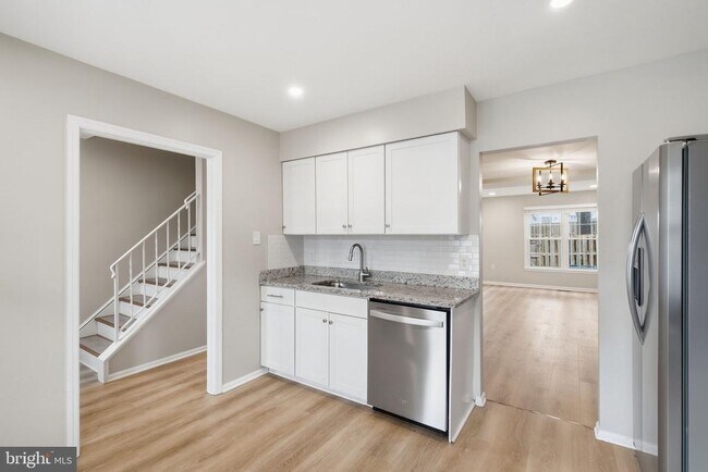 Building Photo - 12120 Stoneford Dr