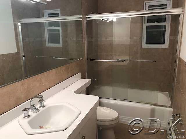 Building Photo - 469 E Park Ave