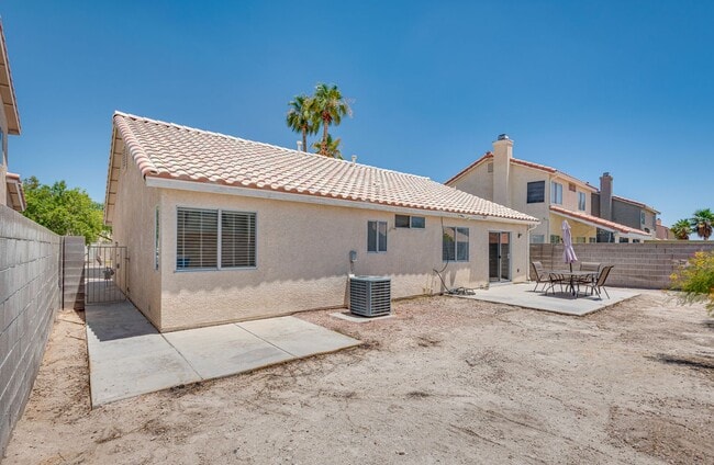 Building Photo - Charming & Bright 3?Bed • 2?Bath Family Ho...
