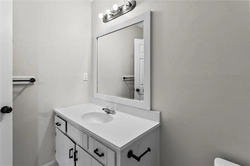 Building Photo - 176 Timber Creek Ln SW