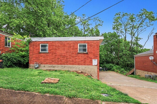 Building Photo - 3348 Ninann Ct