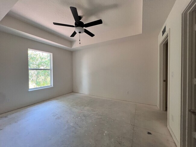 Building Photo - NEW CONSTRUCTION!