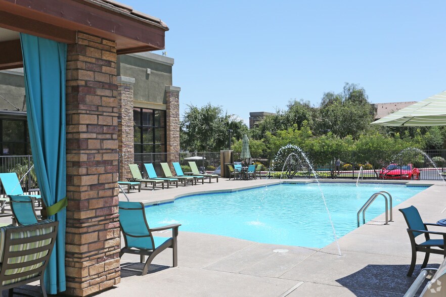 Residences at FortyTwo25 Apartments 4225 E McDowell Rd Phoenix AZ 85008 Apartment Finder