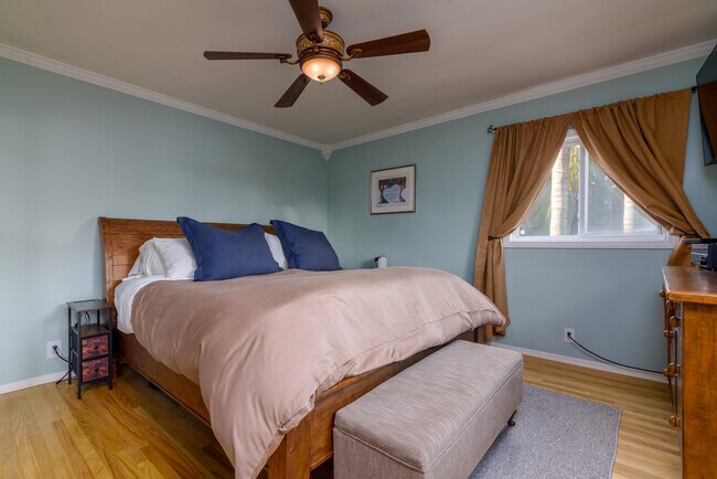 Building Photo - 16641 Gilmore St