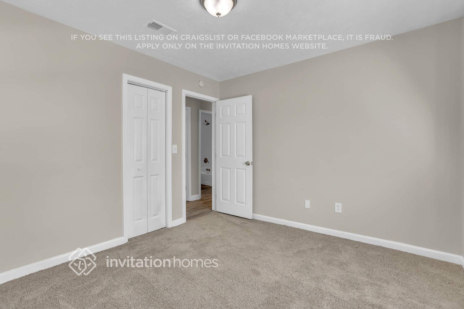 Building Photo - 3054 Cottonwood Dr SE