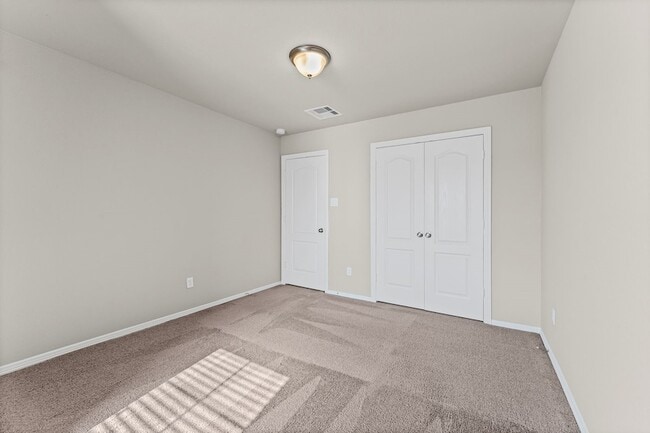 Building Photo - 10818 Catclaw Ct