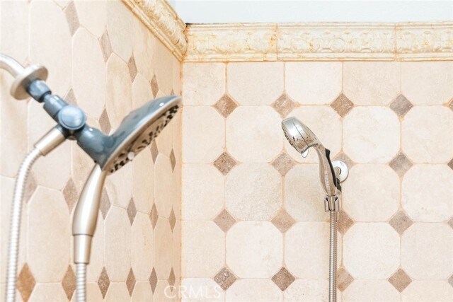 Building Photo - 7 Camellia