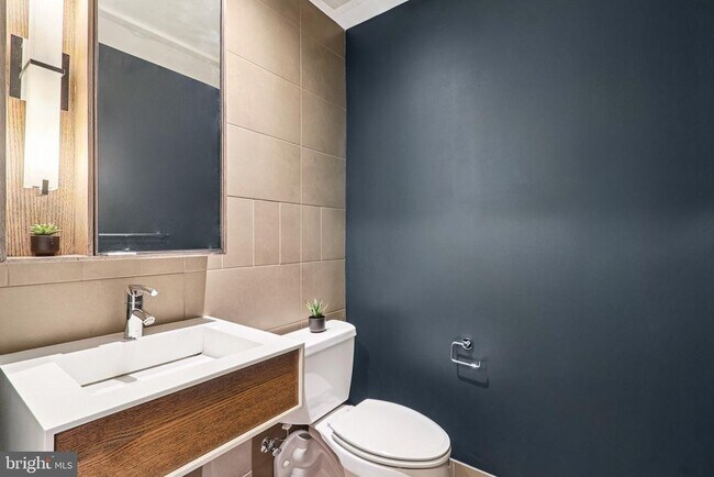 Building Photo - 1515 15th St NW