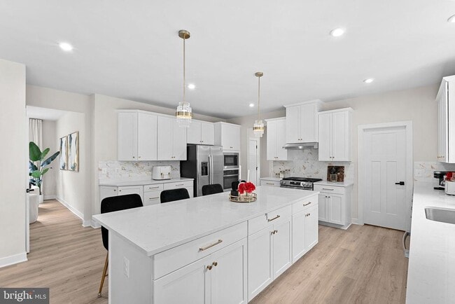 Building Photo - 206 Lake Side Vw Ct