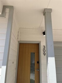 Building Photo - 309 Promenade Ct