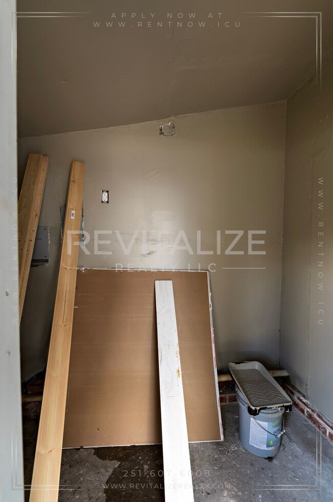 Building Photo - Newly Remodeled 3 Bd / 1 Ba in Moss Point