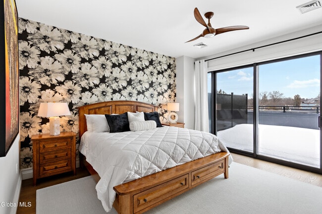 Building Photo - 78 Church St