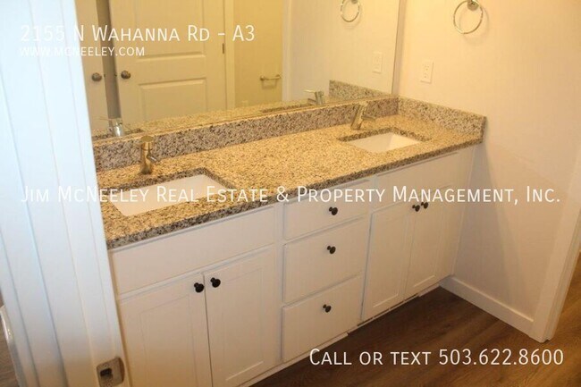 Building Photo - 2155 N Wahanna Rd