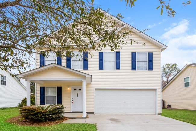 Primary Photo - 121 Macallan Ct