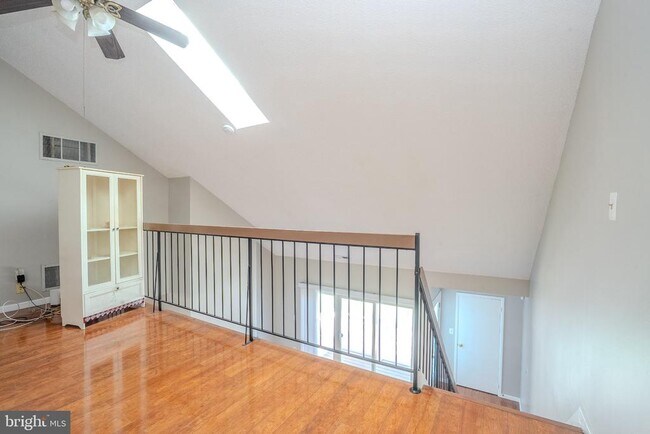 Building Photo - 8304 Tamarron Dr