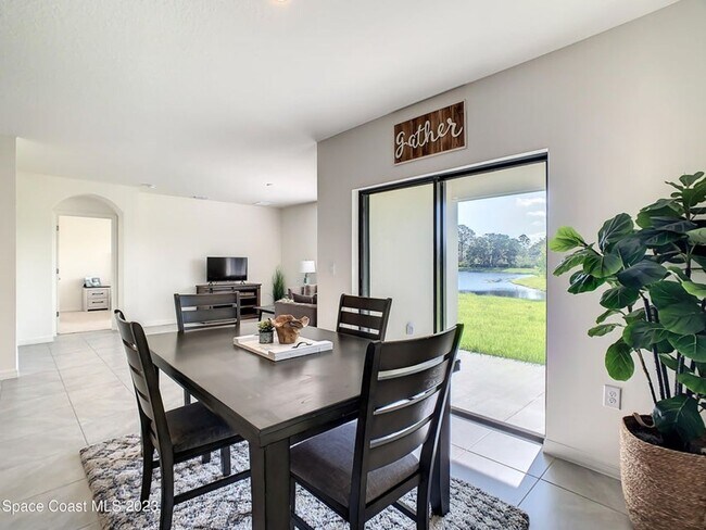 Building Photo - Charming SFH in Cypress Bay Preserve