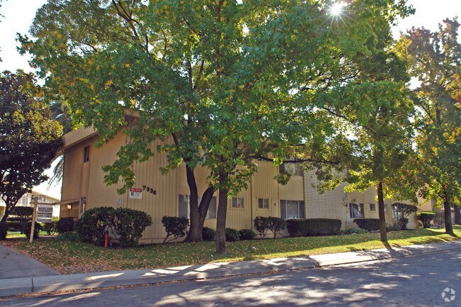 Building Photo - Pacific Arms Apartments
