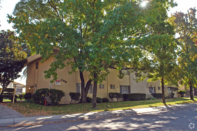 Primary Photo - Pacific Arms Apartments