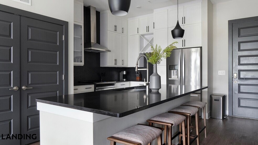 Building Photo - 2550 Blackmon Dr