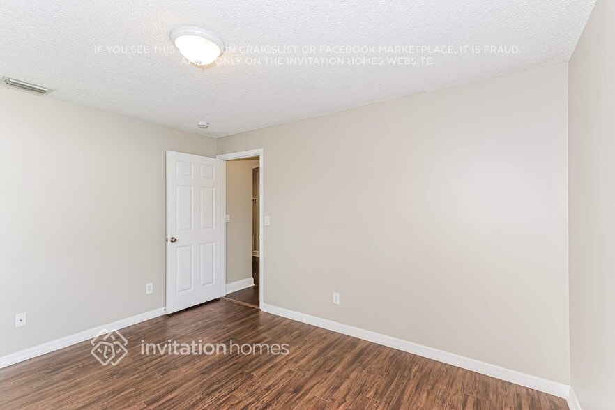 Building Photo - 2257 Deercroft Dr
