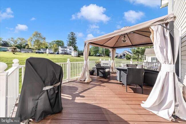 Building Photo - 1504 Larel Ct