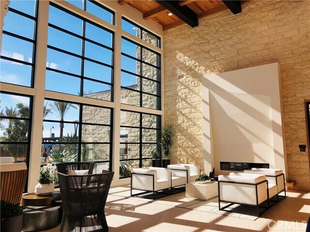 Building Photo - 127 Turnstone