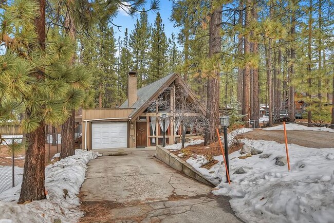 Primary Photo - Centrally Located in Big Bear Lake