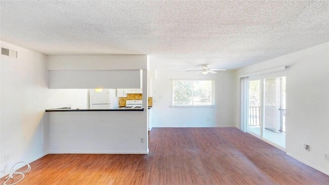 Primary Photo - 2707 Windswept Cove