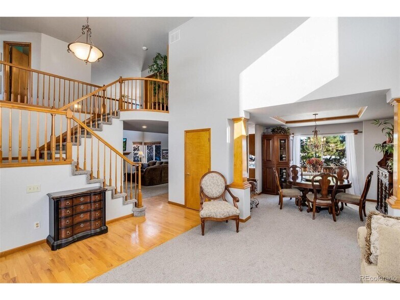 Building Photo - 15581 Flowerhill Cir