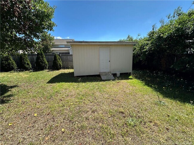 Building Photo - 2827 Beringer Dr