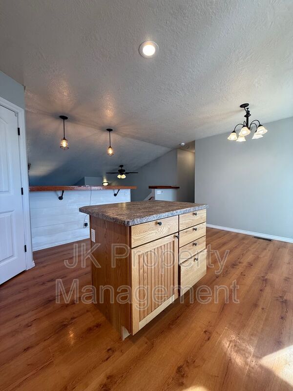 Building Photo - 716 49th St N