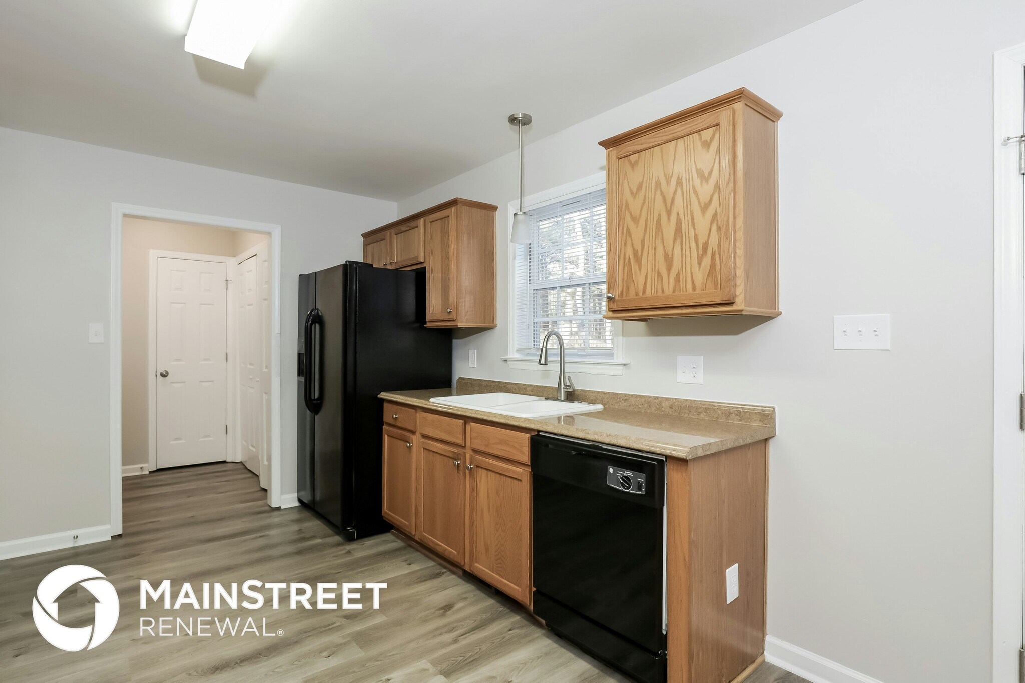 Building Photo - 90 Cedarhurst Ln