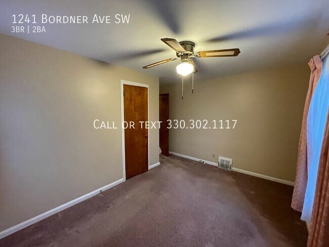 Building Photo - 1241 Bordner Ave SW