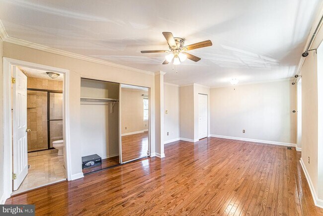 Building Photo - 3337 Contessa Ct