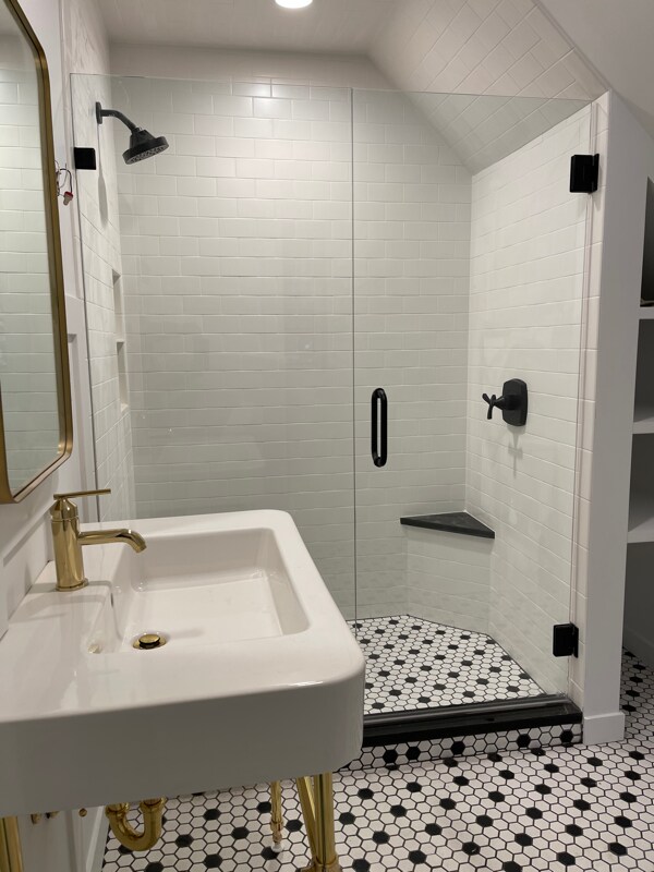 Building Photo - 6301 Alexander Dr