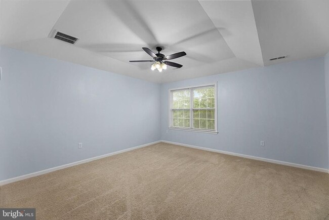 Building Photo - 42 Mountie Ln