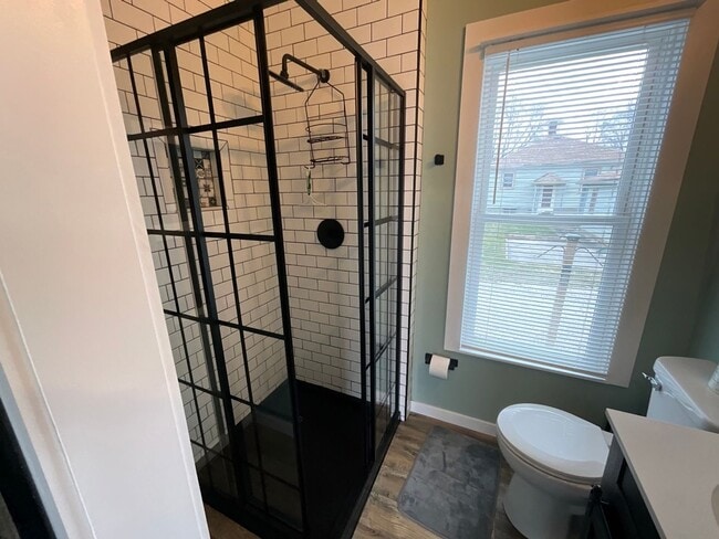 Building Photo - 3-bedroom, 2.0 bathroom home in Saint Joseph