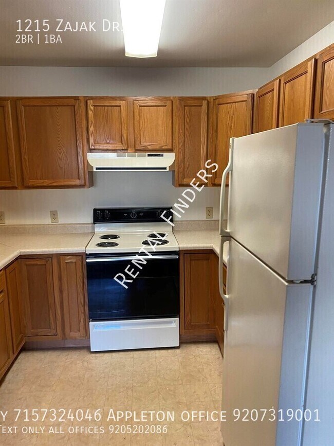 Building Photo - 1215 Zajak Dr